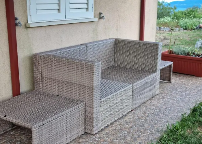 Casa Battiscuro - For Adventurers Only * Plomin